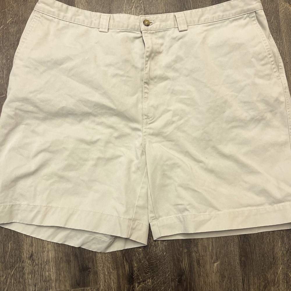 Men’s 100 percent cotton size 42 Khaki Shorts